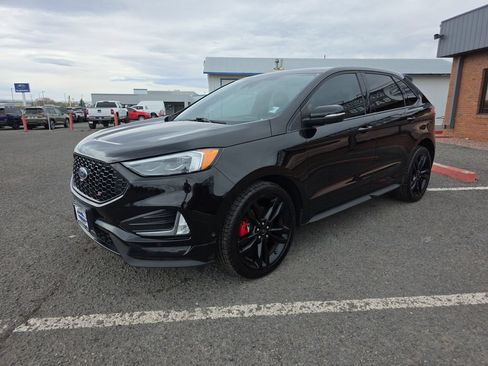 Used 2022 Ford Edge ST w/ Equipment Group 401A AWD/4WD image 3
