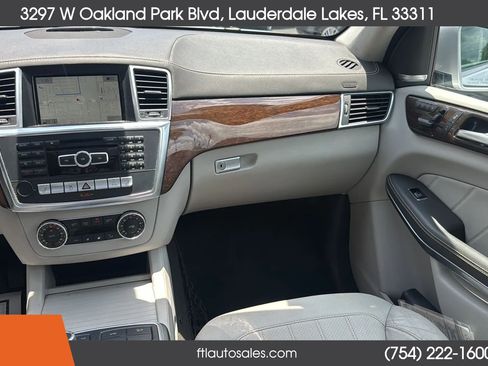 Used 2014 Mercedes-Benz GL 350 BlueTEC 4MATIC image 34