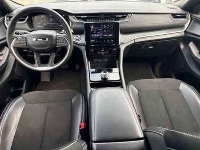 Used 2023 Jeep Grand Cherokee L Laredo