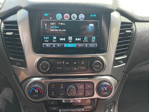 Used 2019 Chevrolet Tahoe LT RWD image 11
