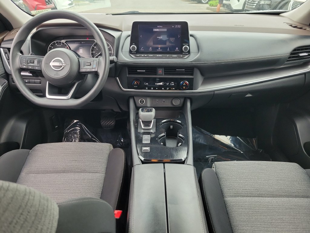 Used 2023 Nissan Rogue SV FWD image 12