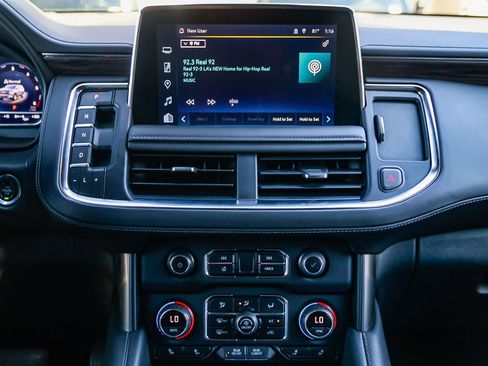 Used 2023 Chevrolet Tahoe LT w/ LT Signature Plus Package image 13