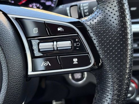 Used 2023 Kia Forte GT-Line w/ GT-Line Technology Package FWD image 32