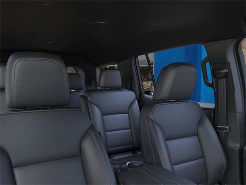 New 2026 Chevrolet Traverse LT w/ Driver Confidence Package image 24