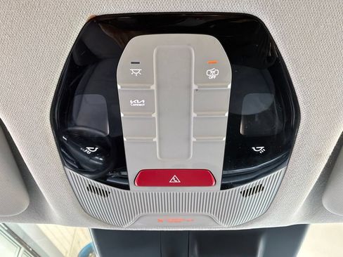 Used 2025 Kia K4 FWD image 16