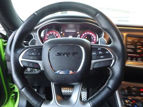 Used 2015 Dodge Challenger SRT Hellcat image 11