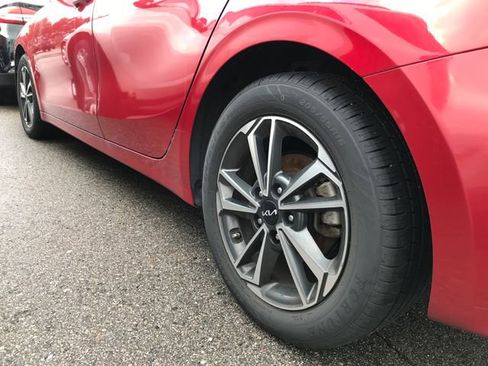 Used 2023 Kia Forte LXS w/ LXS Technology Package image 11