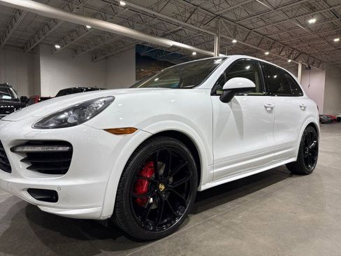 Used 2013 Porsche Cayenne GTS image 25