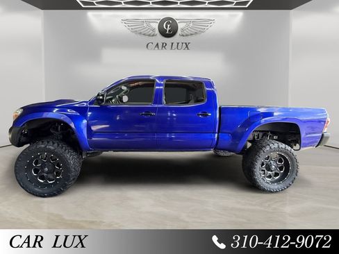 Used 2012 Toyota Tacoma PreRunner w/ TRD Sport Pkg RWD image 2