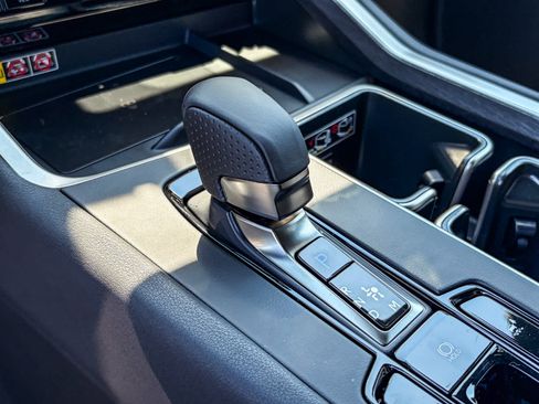 New 2026 Lexus TX 500h AWD image 21