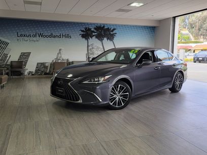 Certified 2025 Lexus ES 300h w/ Premium Package