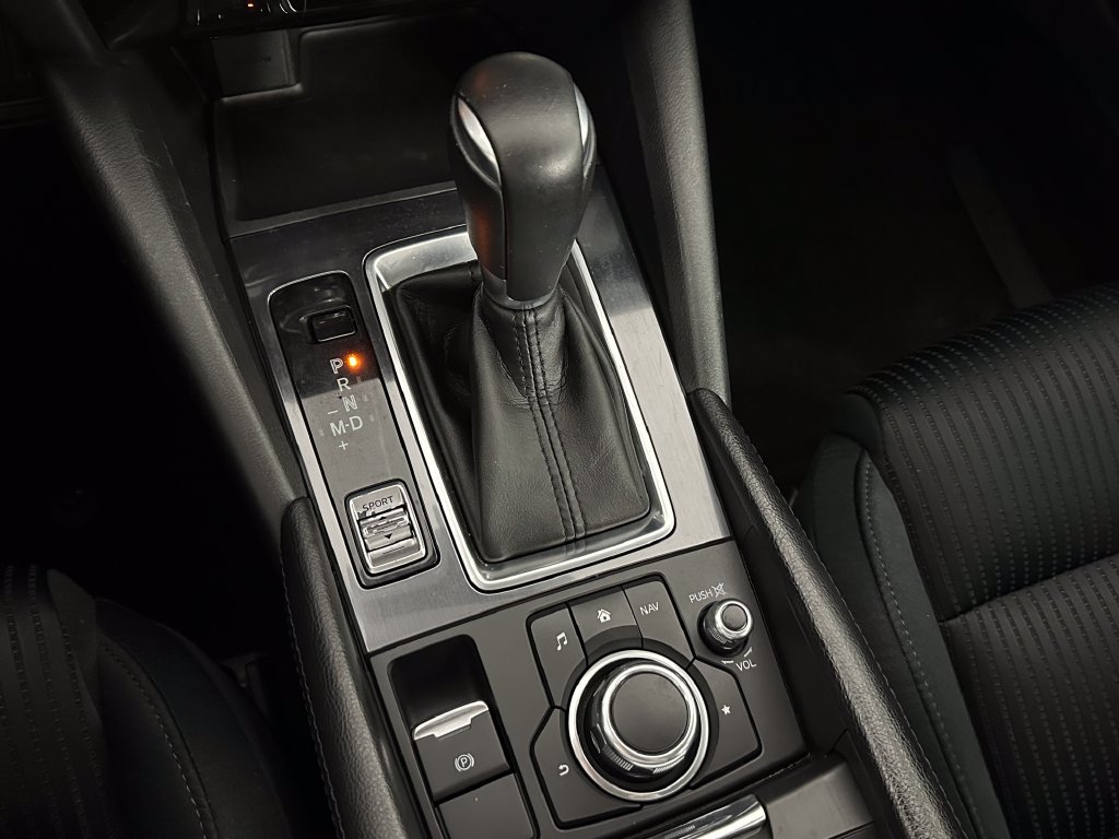 Used 2017 MAZDA MAZDA6 Sport FWD image 18