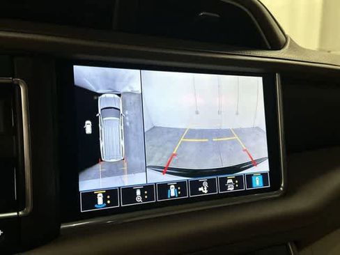 Used 2021 GMC Yukon XL Denali w/ Denali Premium Package RWD image 22