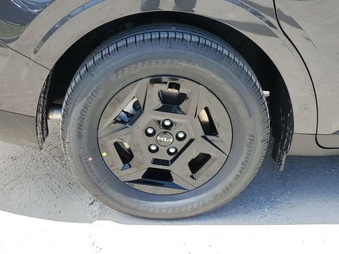 New 2026 Kia Carnival LX image 5