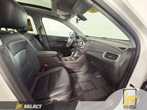 Used 2018 Chevrolet Equinox LT w/ Sun & Infotainment Package FWD image 20