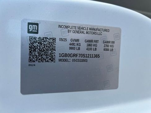 New 2025 Chevrolet Express 3500 Work Van w/ Power Convenience Package image 27