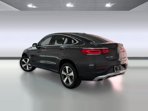 Used 2023 Mercedes-Benz GLC 300 4MATIC Coupe image 3