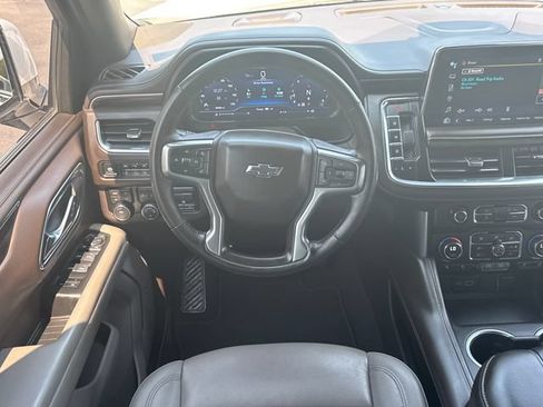 Used 2024 Chevrolet Suburban Z71 w/ Luxury Package AWD/4WD image 26