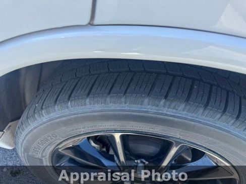 Used 2018 Dodge Durango R/T w/ Technology Group image 7