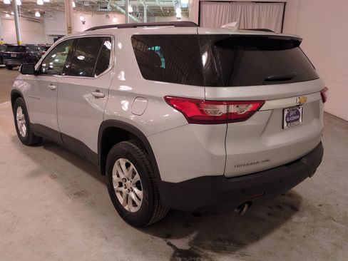 Used 2020 Chevrolet Traverse LT w/ LPO, Floor Liner Package image 6