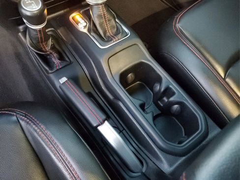 Certified 2021 Jeep Wrangler Unlimited Rubicon image 27