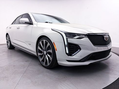 Used 2022 Cadillac CT4 V w/ Navigation Package image 13