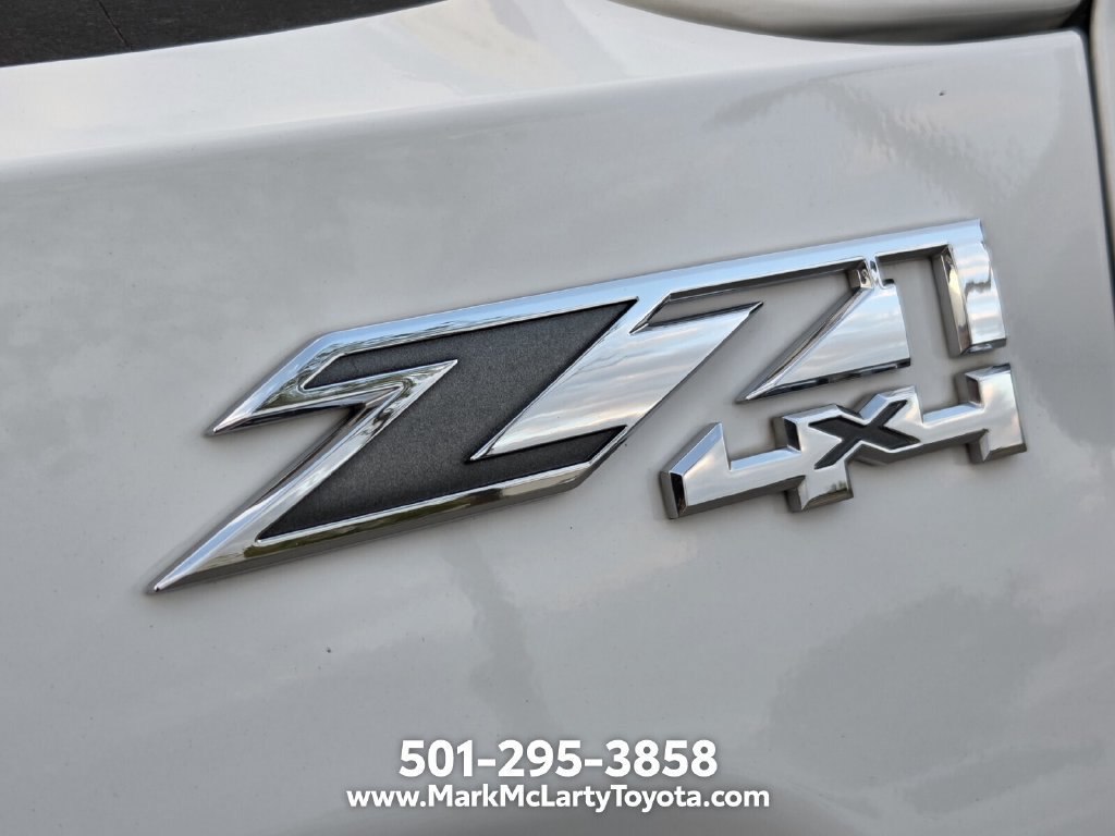 Used 2015 GMC Sierra 1500 SLE w/ SLE Value Package AWD/4WD image 9