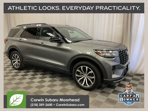 Used 2025 Ford Explorer ST-Line AWD/4WD image 1