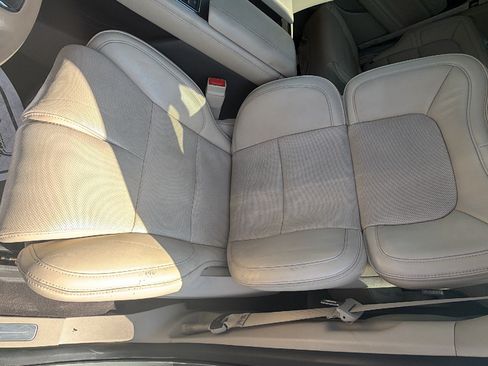 Used 2019 Lincoln Navigator Reserve AWD/4WD image 11