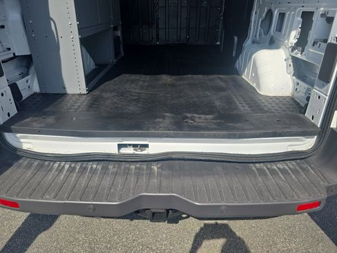 Used 2016 Ford Transit 250 Base image 11