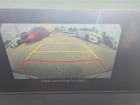 Used 2023 MAZDA MAZDA3 s image 32