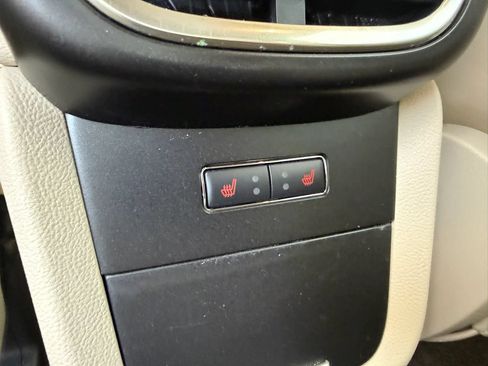 Used 2017 Lincoln MKX Reserve w/ Lincoln MKX Climate Package AWD/4WD image 32