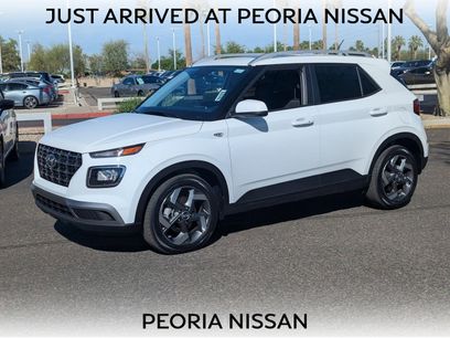 Used 2025 Hyundai Venue SEL