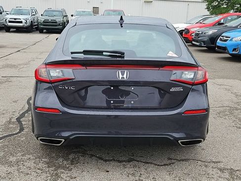 Used 2024 Honda Civic Sport Touring image 4