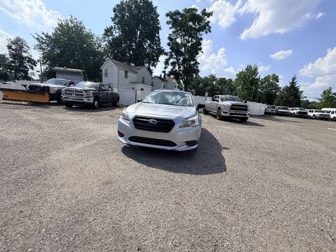 Used 2015 Subaru Legacy 2.5i AWD/4WD image 5