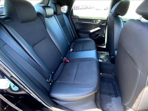 Used 2023 Honda Civic Sport image 19