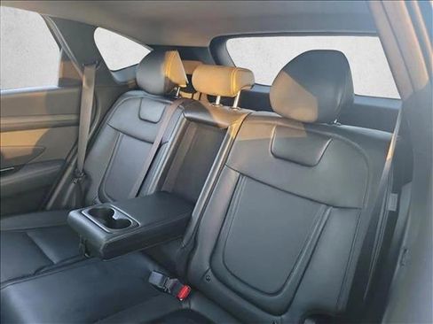 Used 2025 Hyundai Tucson Limited AWD/4WD image 15