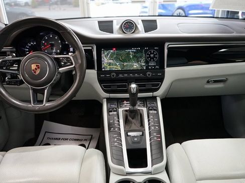 Used 2020 Porsche Macan S image 46