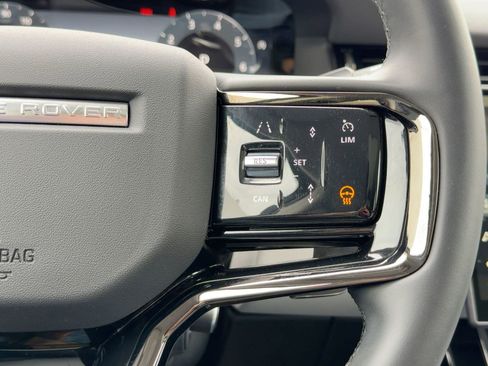 Used 2024 Land Rover Range Rover Evoque Dynamic SE image 21