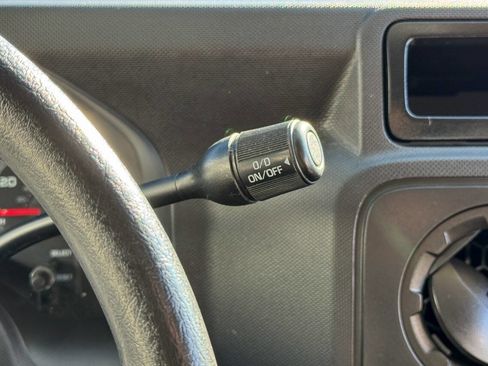 Used 2011 Ford E-350 and Econoline 350 Extended Super Duty w/ PWR Group image 24