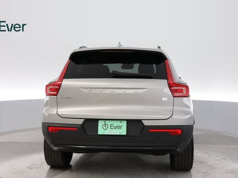 Used 2023 Volvo XC40 Recharge Plus AWD/4WD image 15