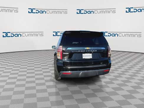 Used 2024 Chevrolet Suburban LT AWD/4WD image 7