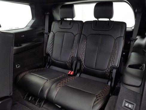 Used 2021 Jeep Grand Cherokee L Summit w/ Luxury Tech Group V AWD/4WD image 22
