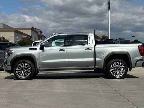 New 2026 GMC Sierra 1500 Denali Ultimate AWD/4WD image 3