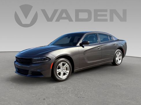 Used 2022 Dodge Charger SXT w/ Leather Interior Group image 1