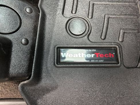 Used 2016 Ford F250 Lariat w/ Chrome Package image 57