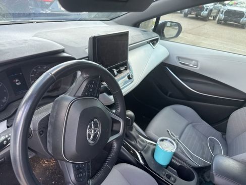 Used 2023 Toyota Corolla SE image 8