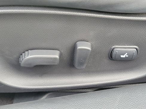 Used 2014 INFINITI Q60 Journey w/ Premium Package image 14