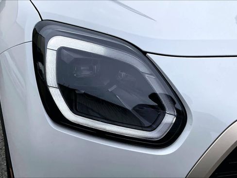 Used 2025 MINI Cooper Countryman S w/ Comfort Package Max image 30