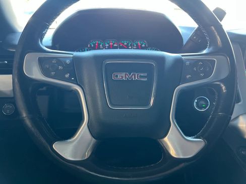 Used 2017 GMC Yukon XL SLT image 24